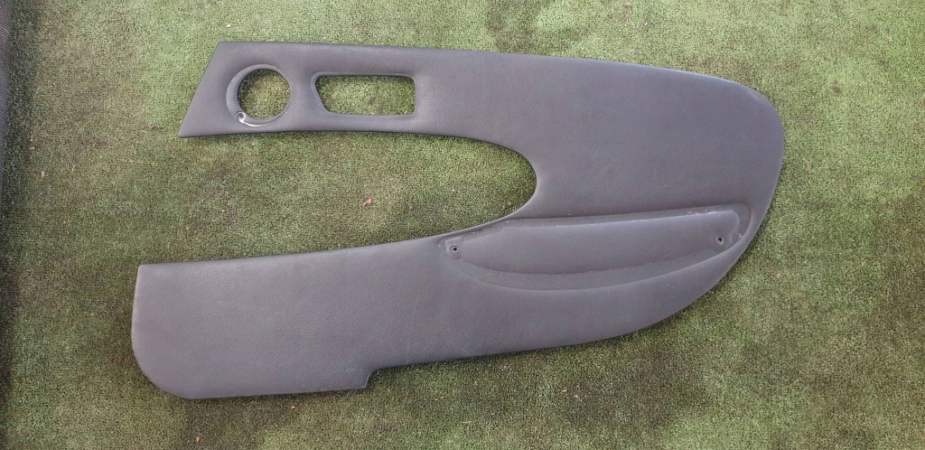 Купити Fiat barchetta обшивка двері праве 1199390800