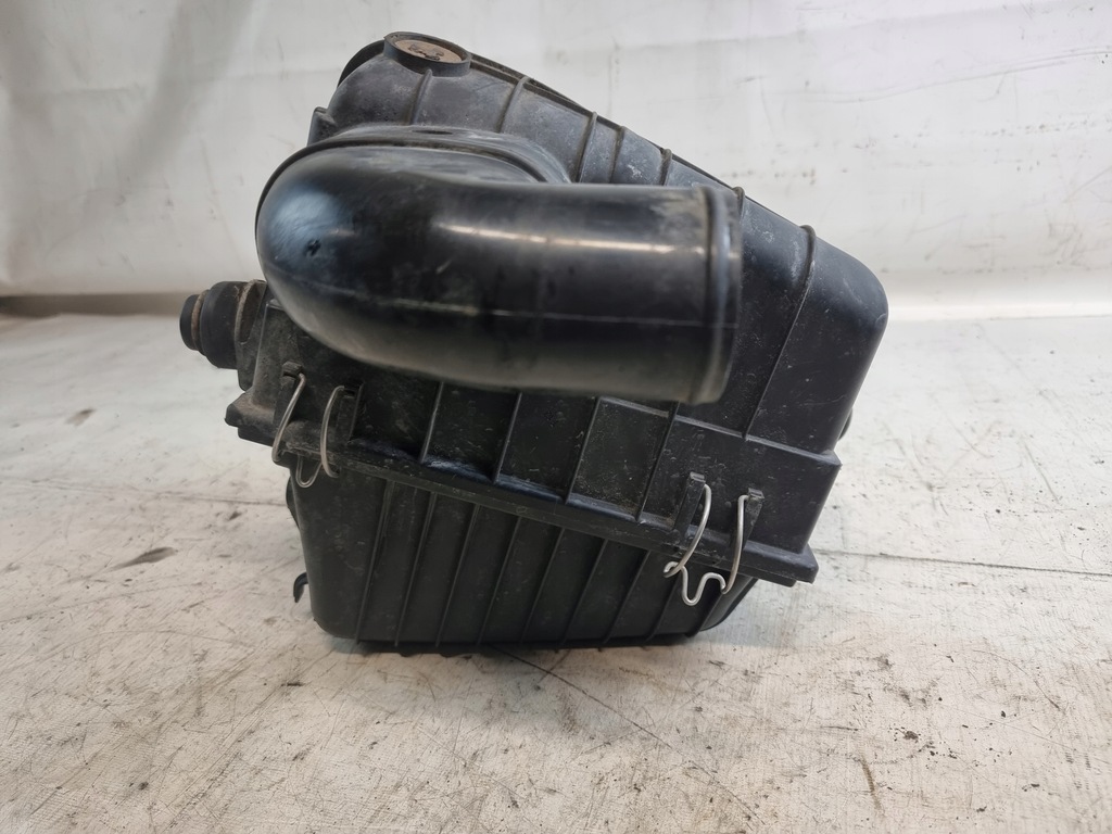 фото №11, Корпус фільтра повітря оригінальний номер 91153318 opel frontera a 2.5 tds