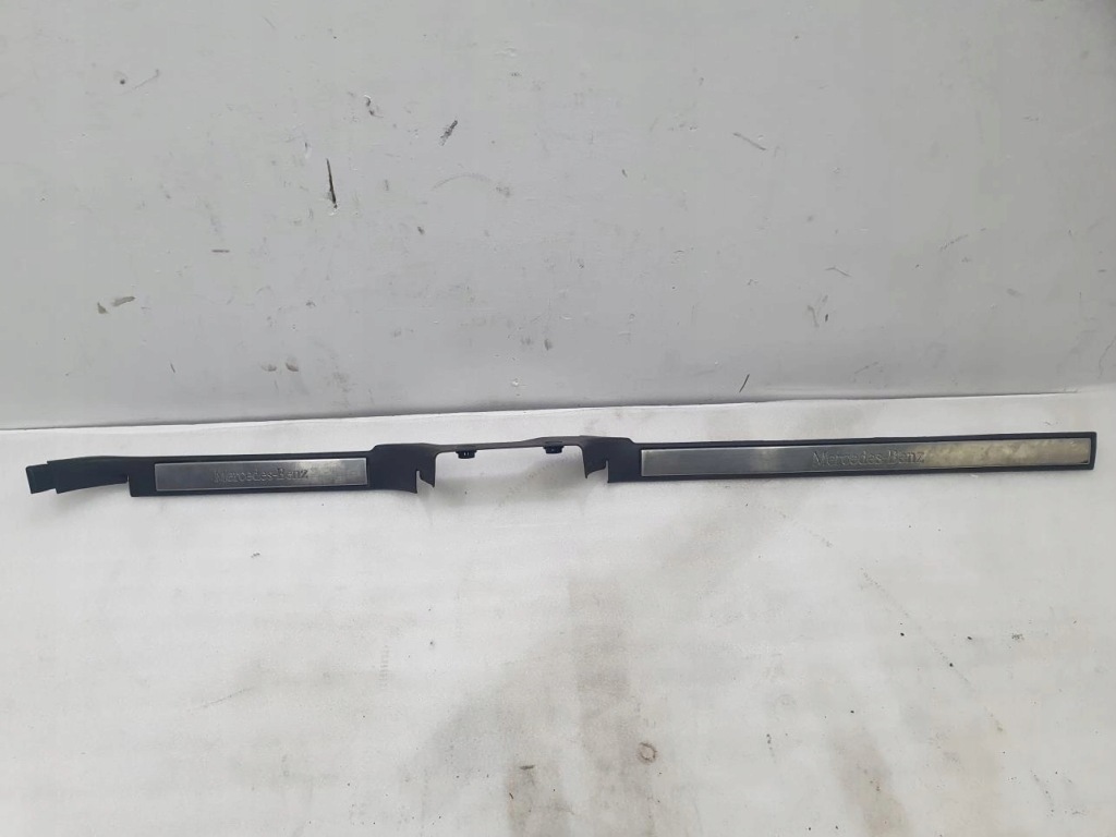 Молдинг порог накладка правая ml w163 Доставка