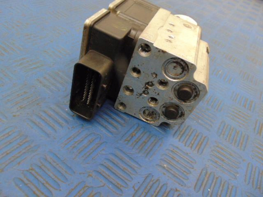 Opel vectra c універсал 1.9cdti насос abs 15994401c Зі Шроту