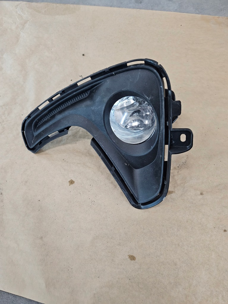 фото №1, Протитуманна фара заглушка решітка радіатора ліва бампера toyota yaris iv 20-