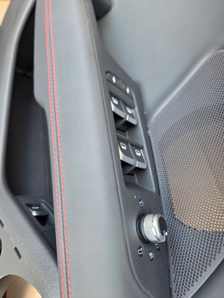 фото №16, Audi rs7 s7 a7 c7 4g lift сиденья заднее сиденье обшивки подлокотник exclusive nowe