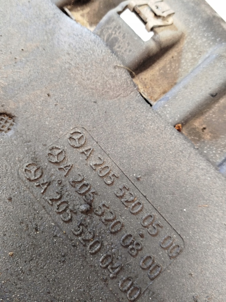 фото №5, Плита захист передній бампера mercedes w205 a2055200500