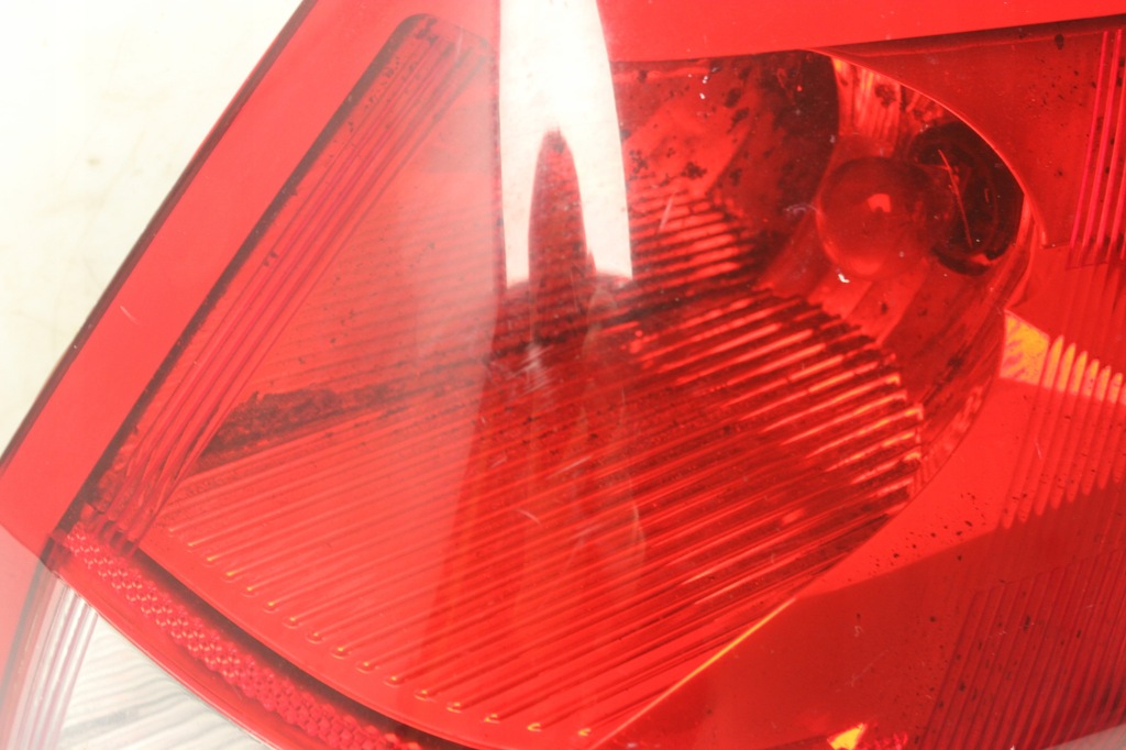 фото №5, Лампа правый задняя chrysler 300 i 300c kombi 2006r-