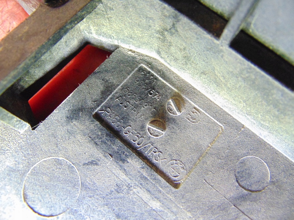 фото №9, Bmw 2 f46 f45 основание кронштейн аккумулятор