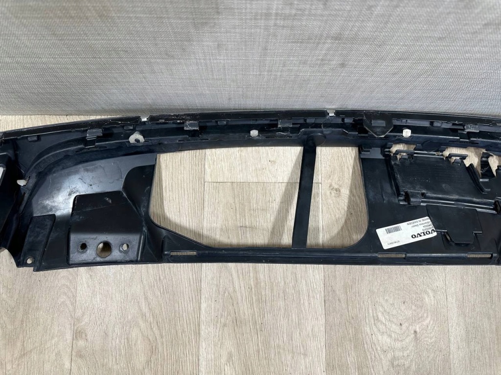 фото №14, Volvo xc40 inscription 2017- накладка бампера задняя dyfurzor 31650121