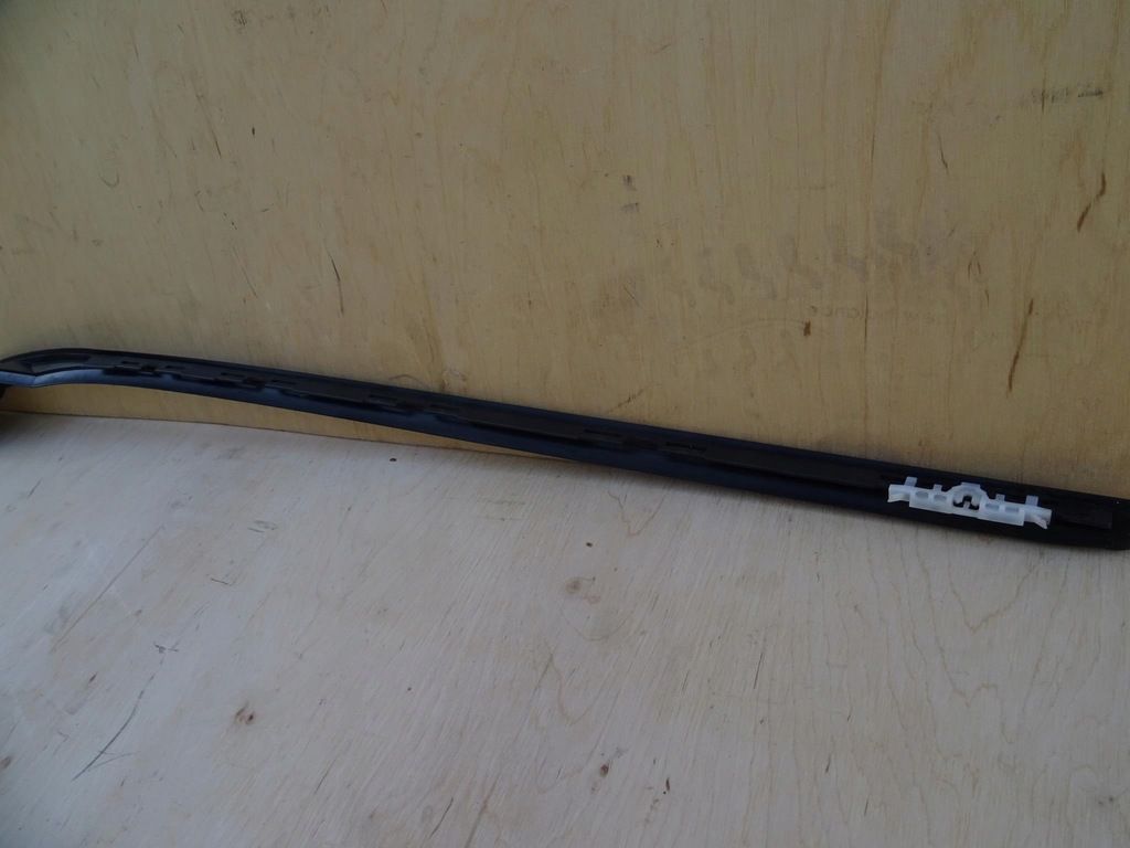 фото №8, Volvo v40 ii молдинг стекло лобовое левая 31378572