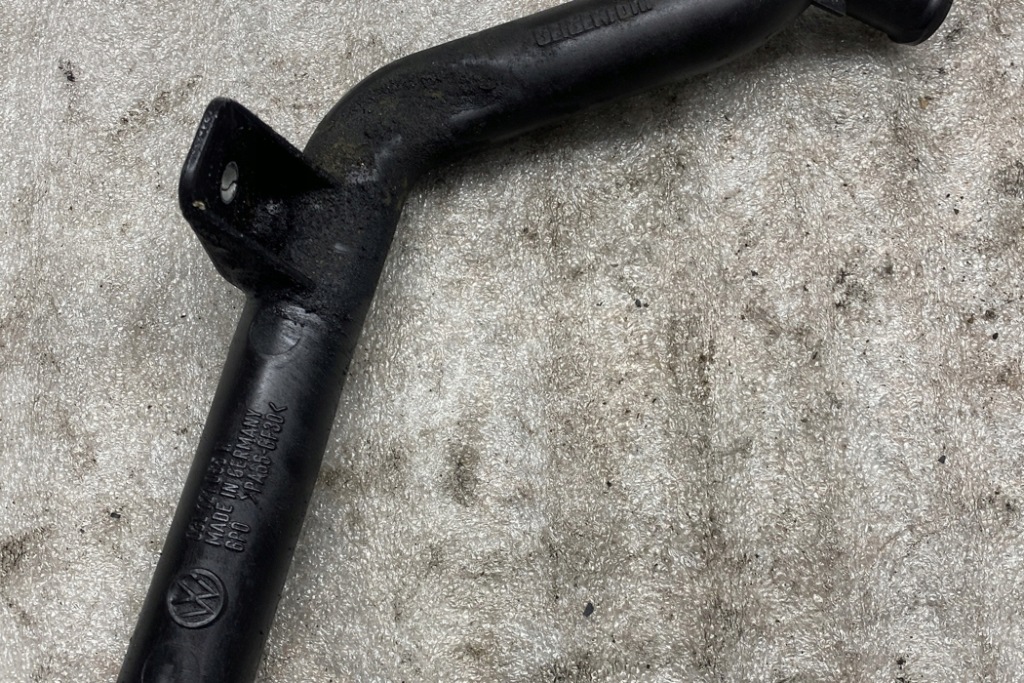 фото №1, Шланг радиатора audi a4 2,0 tdi 08- vag 03l121065k