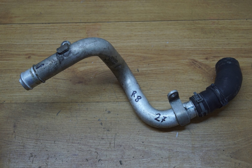 фото №1, Труба wąż wody audi r8 4.2 fsi 420121045