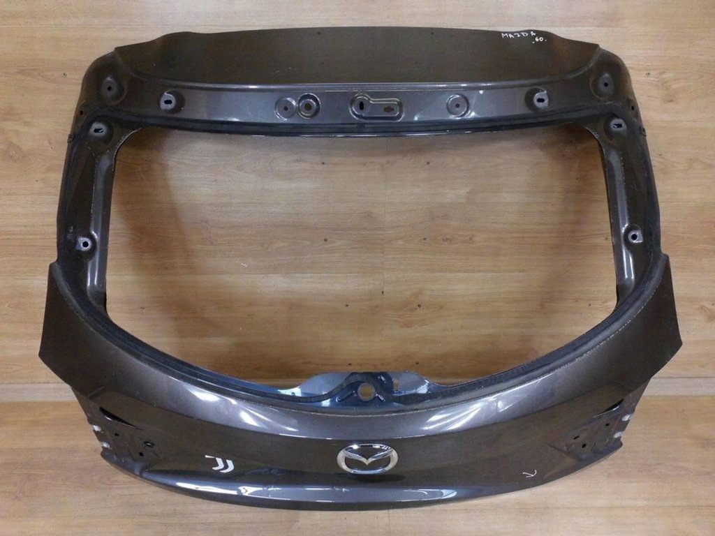 фото №1, Mazda3 bm 2013-2018 hb крышка багажника задняя задняя