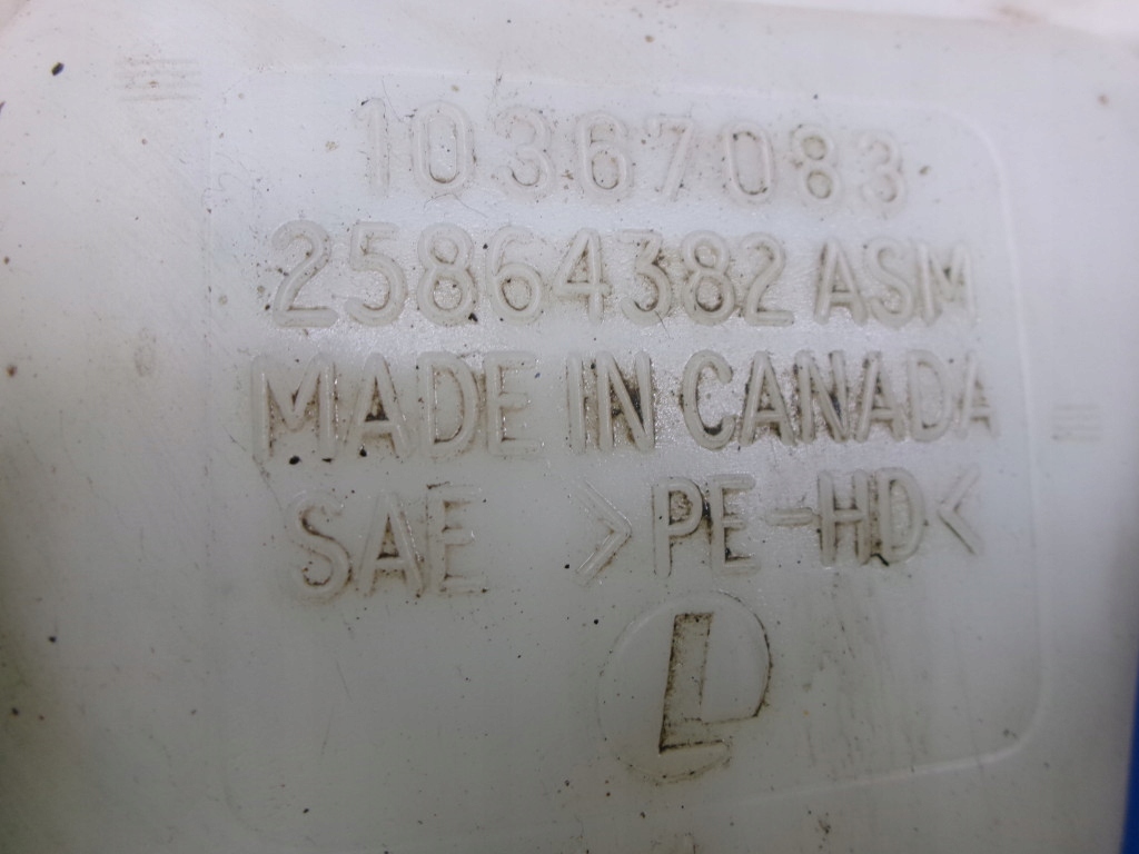 Cadillac dts 06-11 zbiorniik розпилювача з помпа 10367083 Зі Шроту