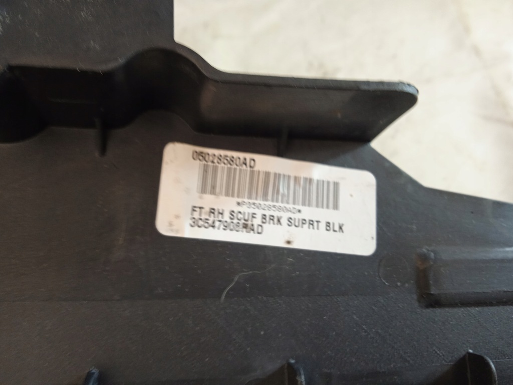 фото №11, Town country v 10- 20 кронштейн накладки порог usa p