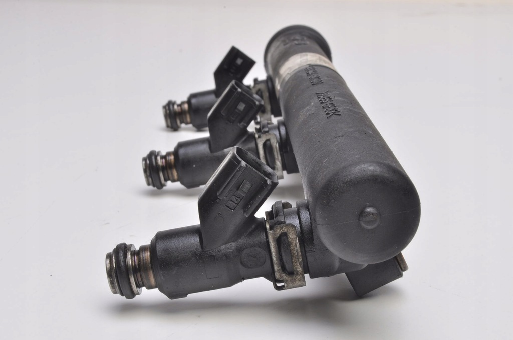 фото №9, Hyundai sonata v 3.3 24v молдинг впрыскная инжектор 35304-3c300 35310-3c000