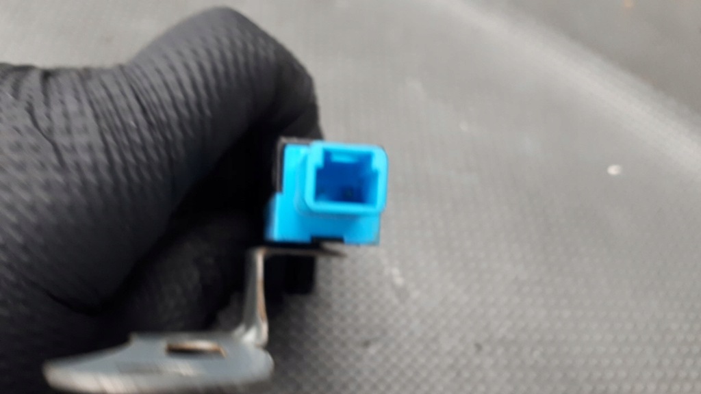 фото №5, M6d-0338 датчик lexus is220d