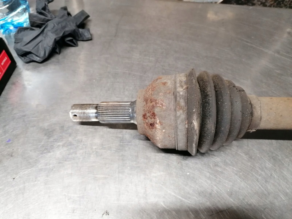 фото №5, Citroen c5 iii 09r autom 2.7 hdi привідний вал права перед