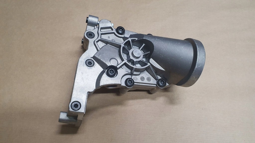 Купить Nowa оригинальная насос масла citroen c3 iv 1.2thp 9854468880