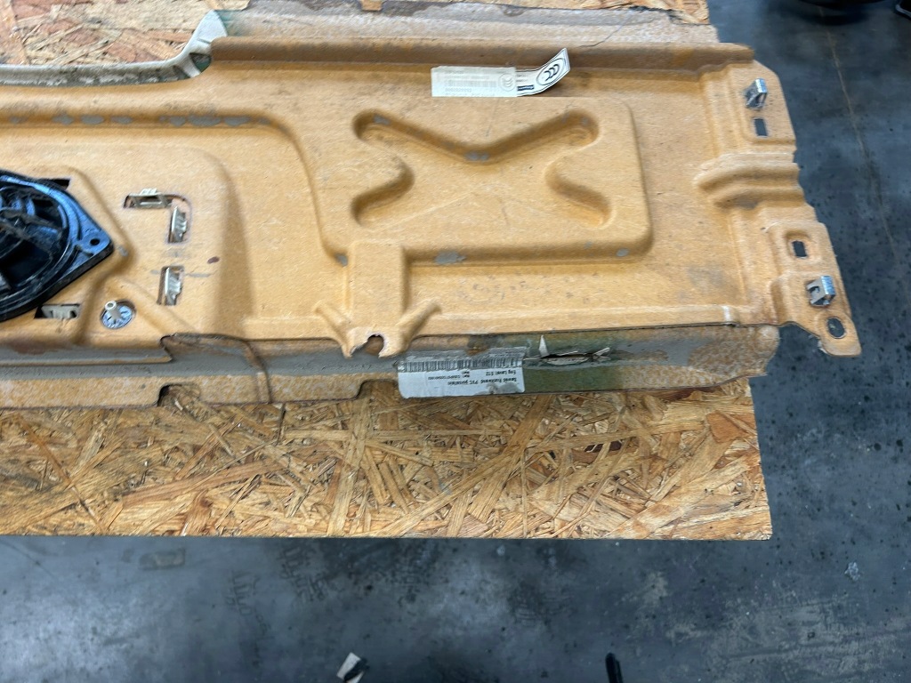 Mercedes sl r231 w231 полиця багажника задня в Україні