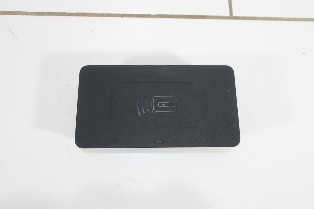 фото №5, Зарядное устройство индукционная телефона bmw g11 g30 g16 g20 5a1db18