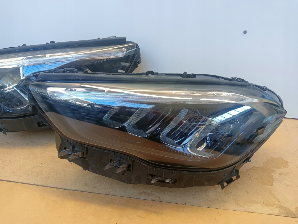 Фари mercedes gla 247 performance led Оригінал
