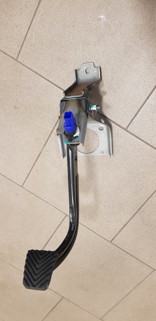 фото №1, Hyundai i20 iii 20-23 педаль гальма 32800q0100