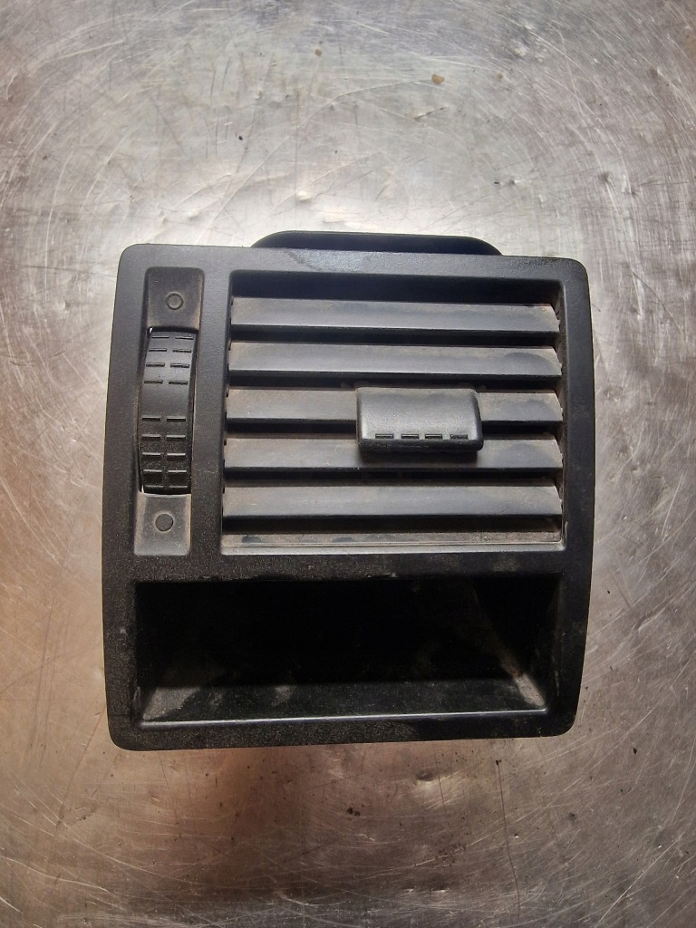 Купить Решётка обдув vw t5 европа  правый  7h1819204c