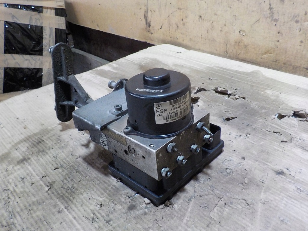 фото №7, Mercedes c klasa w203 2.2d насос abs