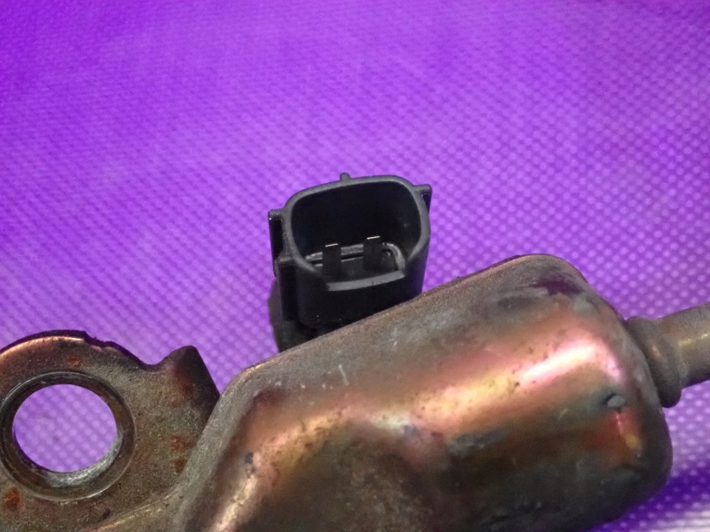 фото №9, Toyota corolla e12 00-08 1.6 молдинг впрыскная 23250-0d020