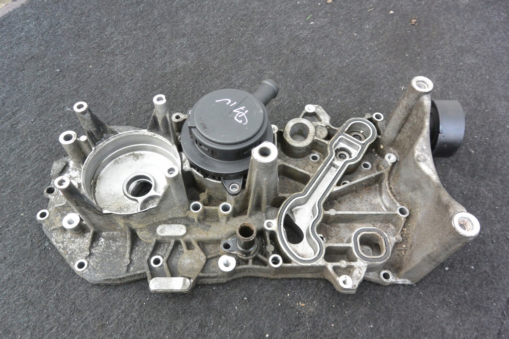 фото №1, Корпус основа фільтра оливи 4.2 tdi audi q7 4l