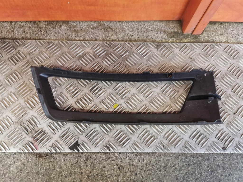 фото №1, Решётка бампера левая skoda rapid 5ja807681