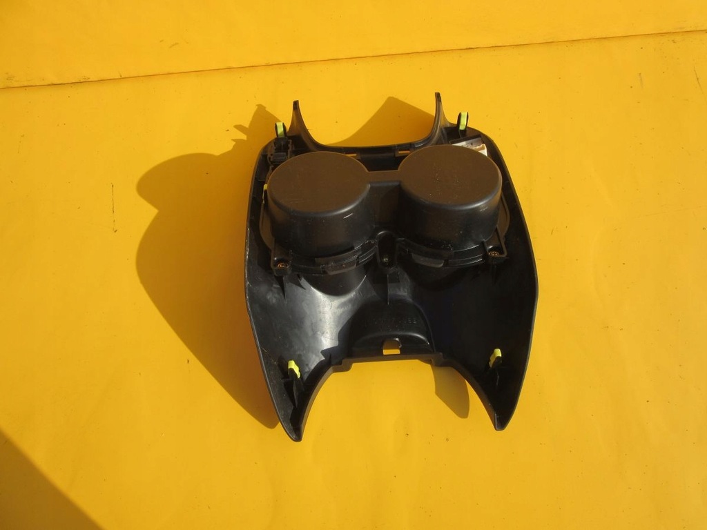 фото №8, Toyota sequoia 2001 бардачок захист рамка