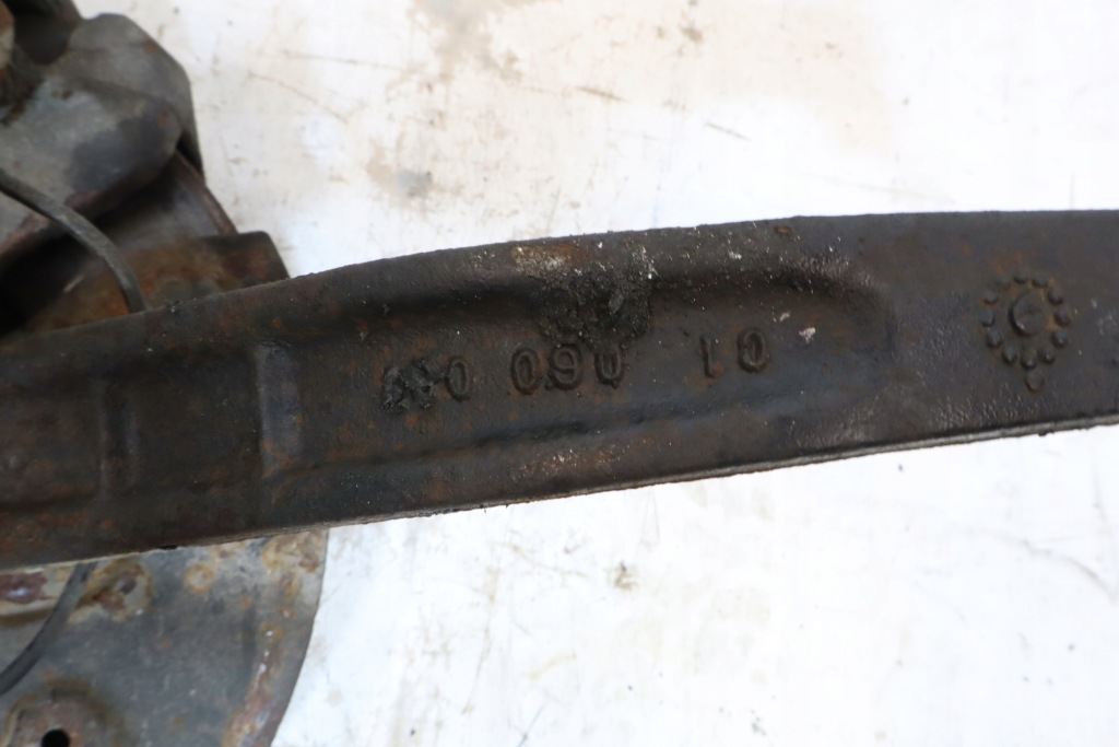 Поворотный кулак ступица левый перед mercedes ml ii w164 4.0cdi с Разборки