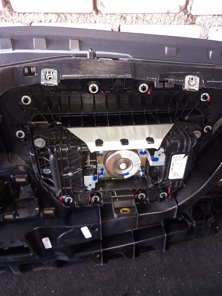 фото №5, Audi q5 80a консоль панель приладів подушка сіра