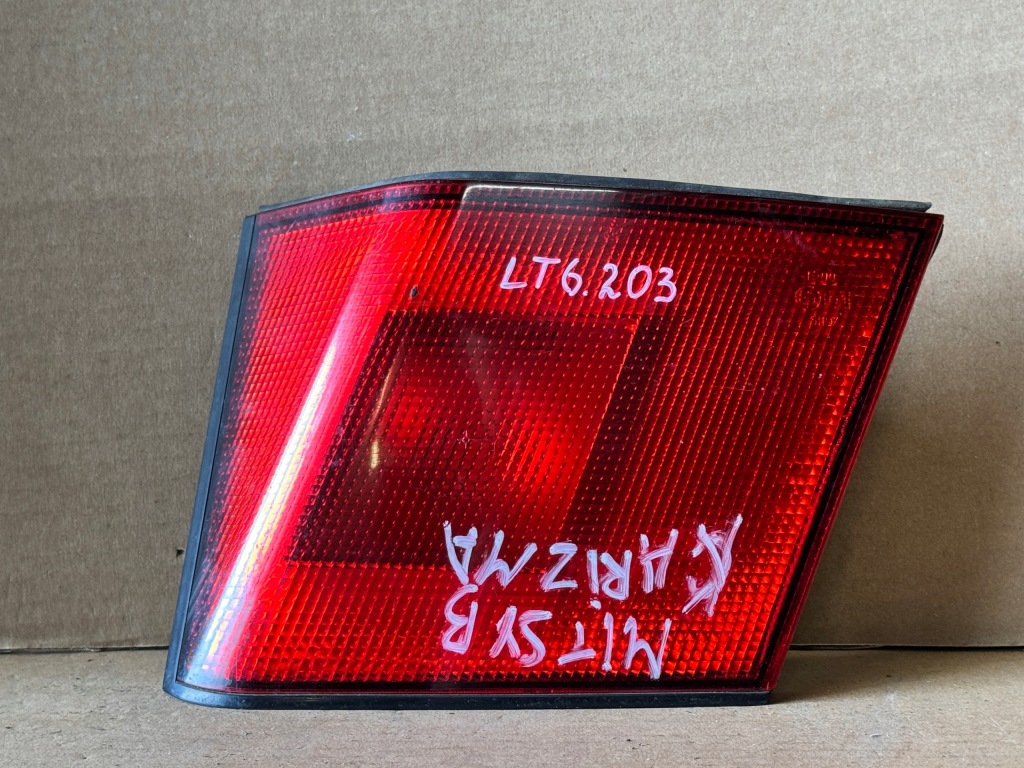 фото №1, Лампа права задня правий задня mitsubishi carisma mb952168 29200203