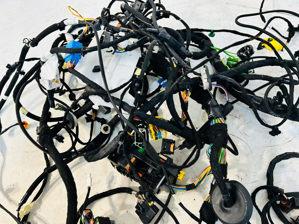 фото №8, Proace city 1.2t бензин автоматическая коробка передач жгут электропроводка салона транспортного средства