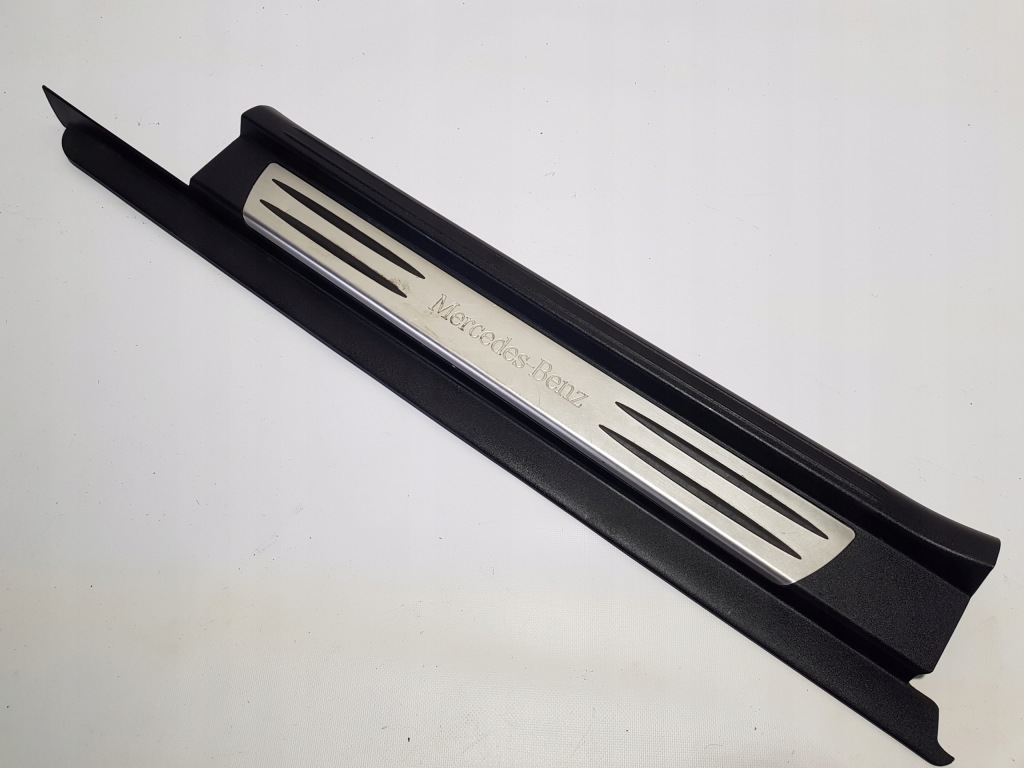 фото №1, Mercedes slk r171 w171 левый перед накладка молдинг порог 1716800135