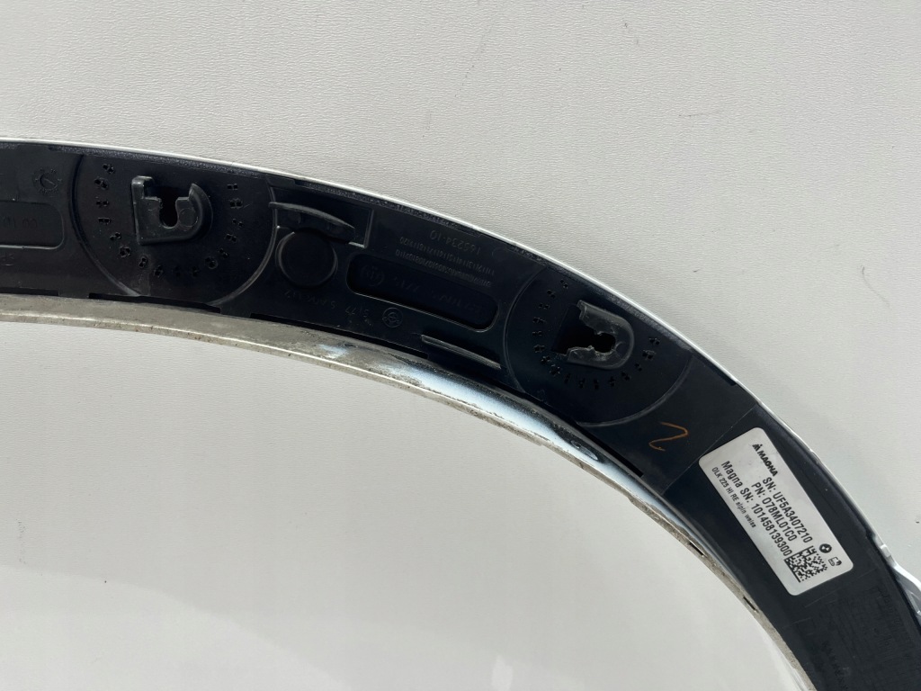 Bmw x1 u11 m-pakiet молдинг крыла задний  задняя правая 5a01688 Доставка