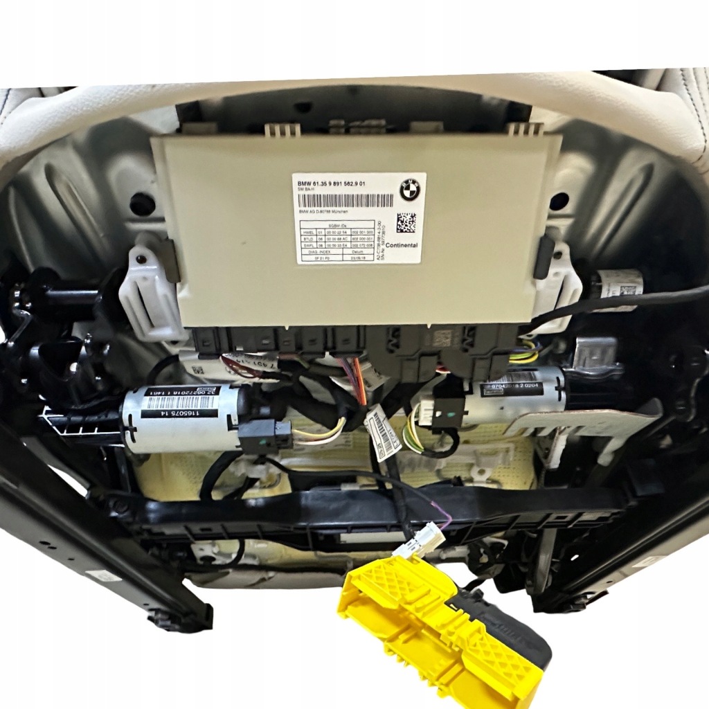 фото №9, Обивка сиденья с подогревом bmw z4 g29 кожа vernasca контактная группа замка зажигания słoniowa