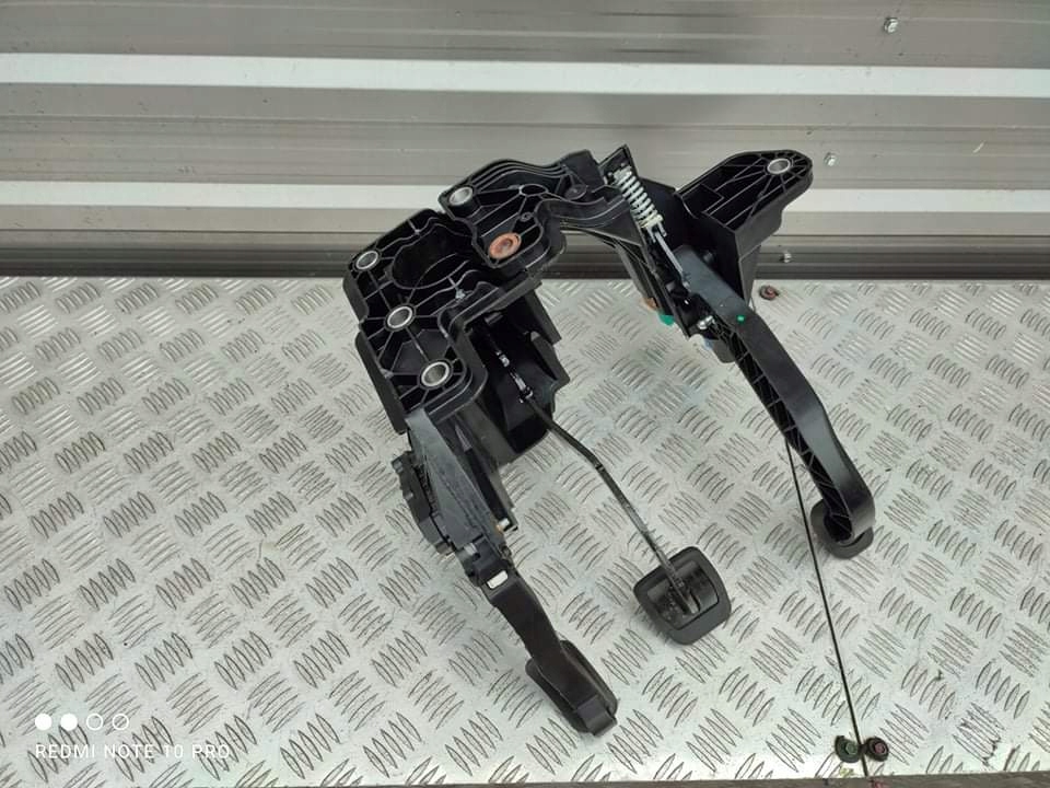 фото №1, Renault master iii movano педалі eu 2.3 lift