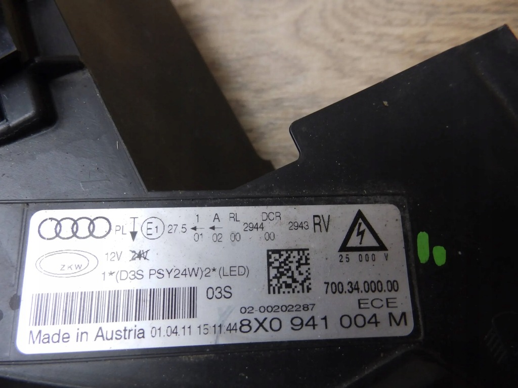 фото №9, Лампа передняя правая ксенон audi a1 8x0941004m