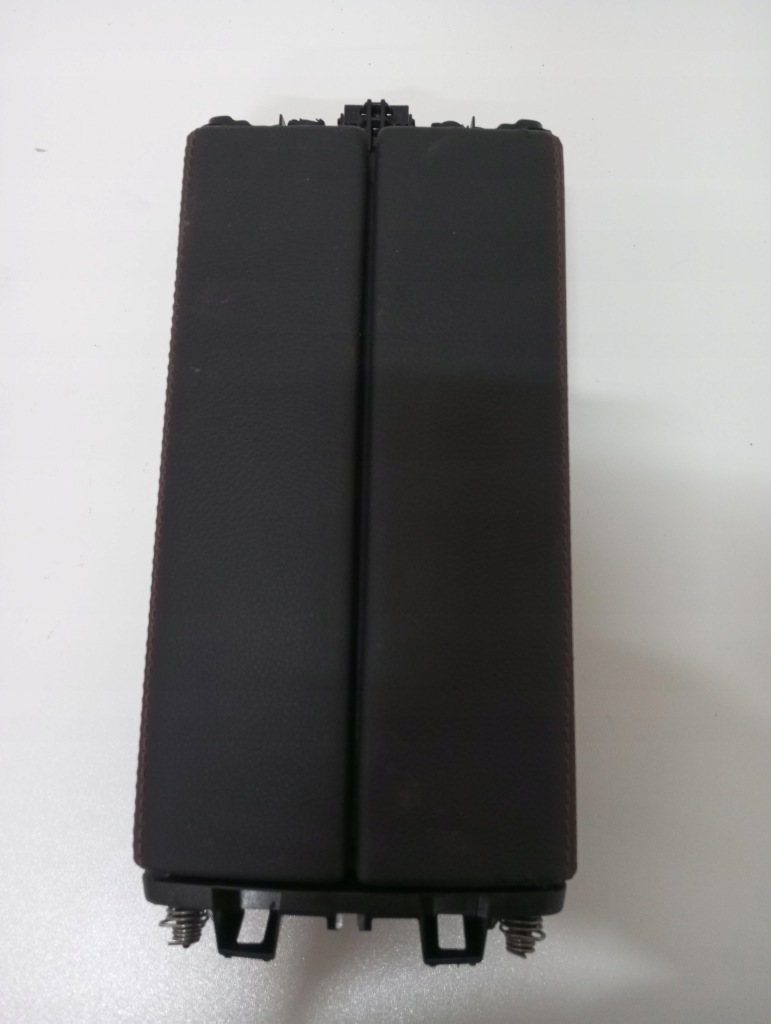 фото №1, Підлокітник mercedes a klasa 177 1385379