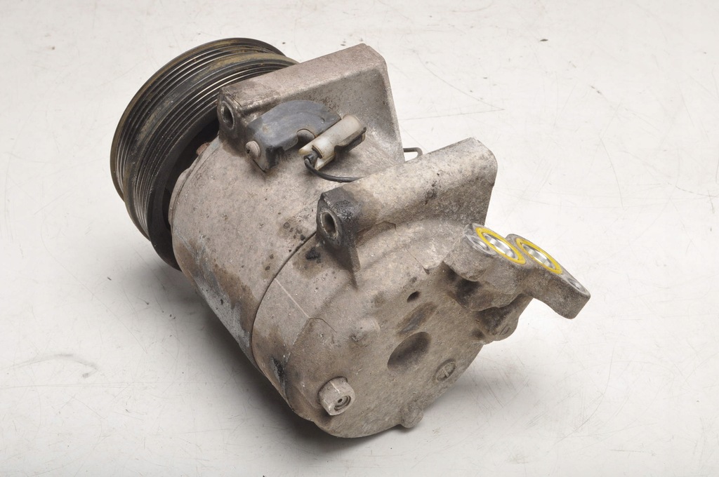 фото №5, Volvo s40 ii 2.4 20v 170km компрессор кондиционера 30780330 3m5h-19d629-mj