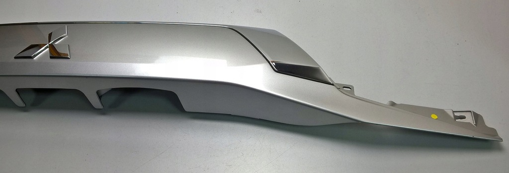 фото №14, Outlander iii lift 2014- накладка крышки задняя оригинал