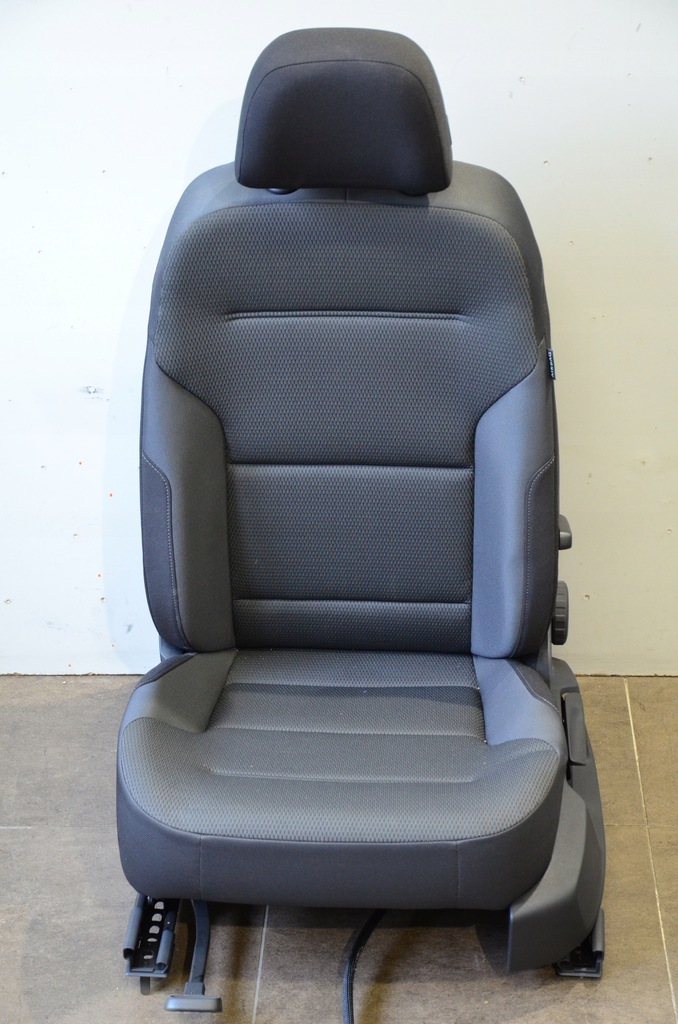 фото №8, Vw golf vii 7 lift велюровый 5d материал anglik nowe механический