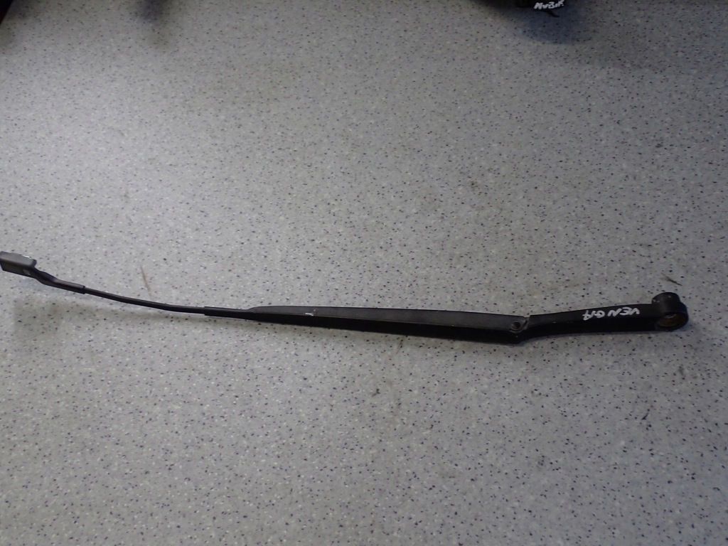 фото №1, Kia venga 09- рычаг дворник передние правое