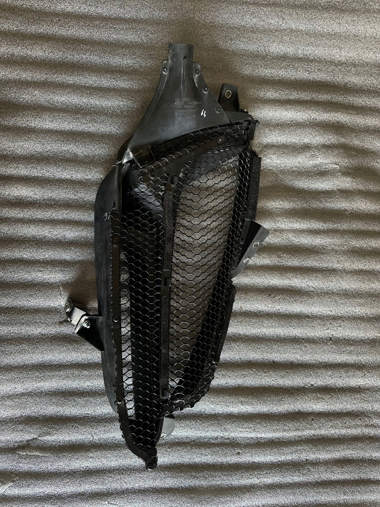 фото №1, Решётка передняя ferrari 812 862274 ...