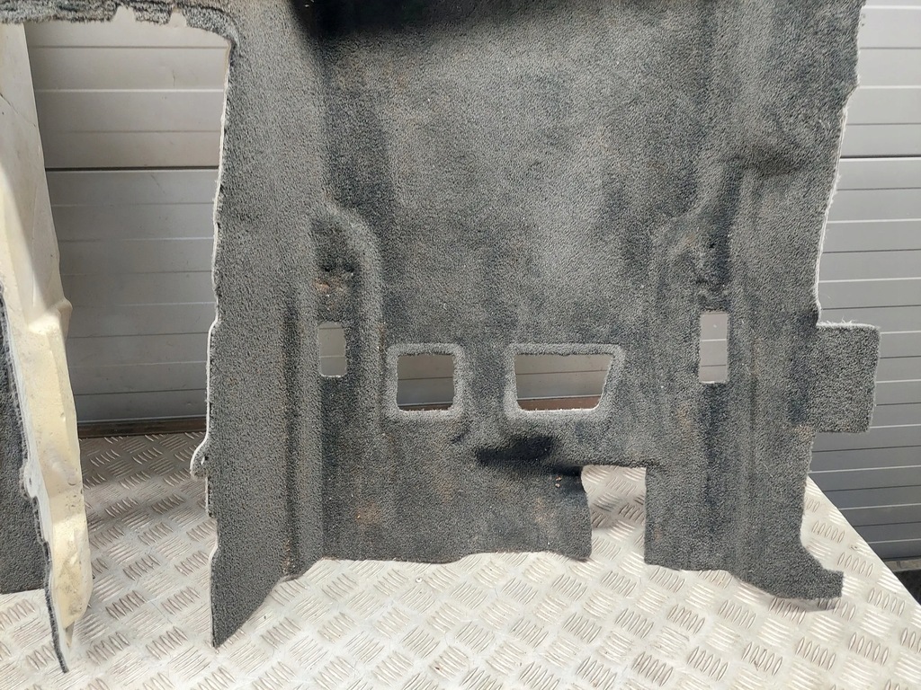 фото №7, Audi a8 s8 d4 4h 4h4863021d задній обшивка