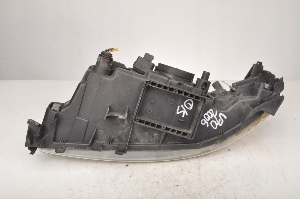 фото №8, Volvo v70 ii лампа права передня правий перед uk lift 30698840