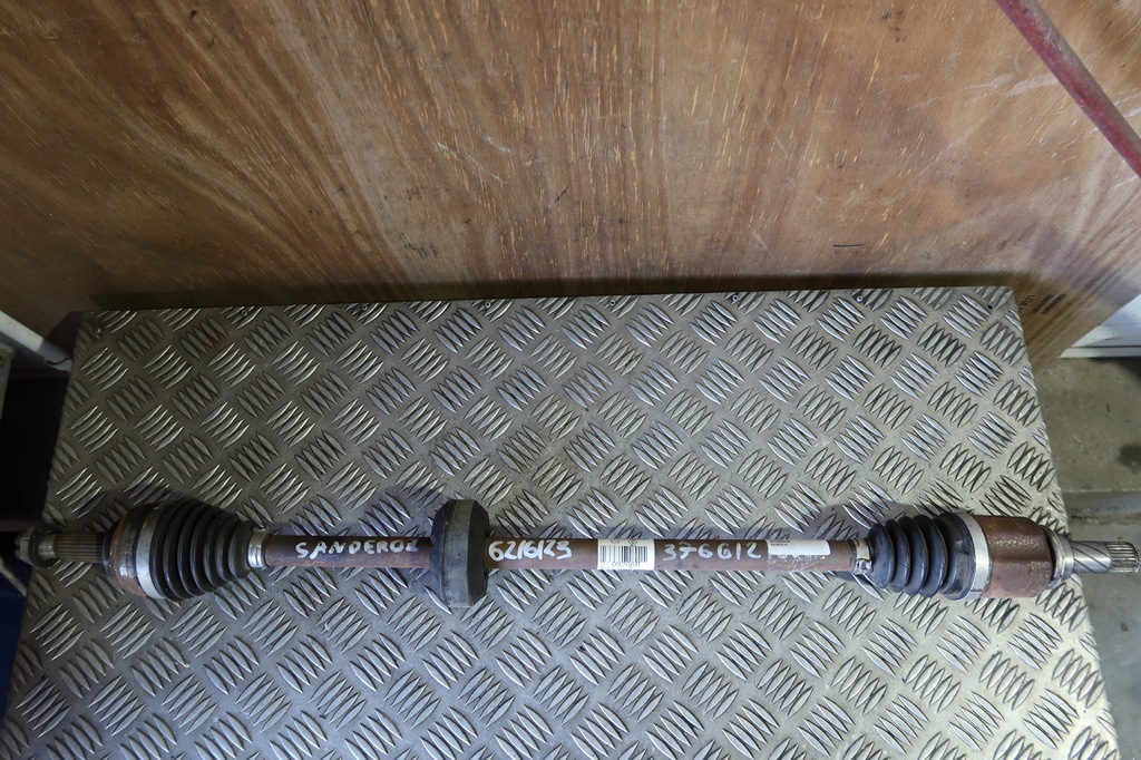 фото №1, Привідний вал права sandero ii 391009206r