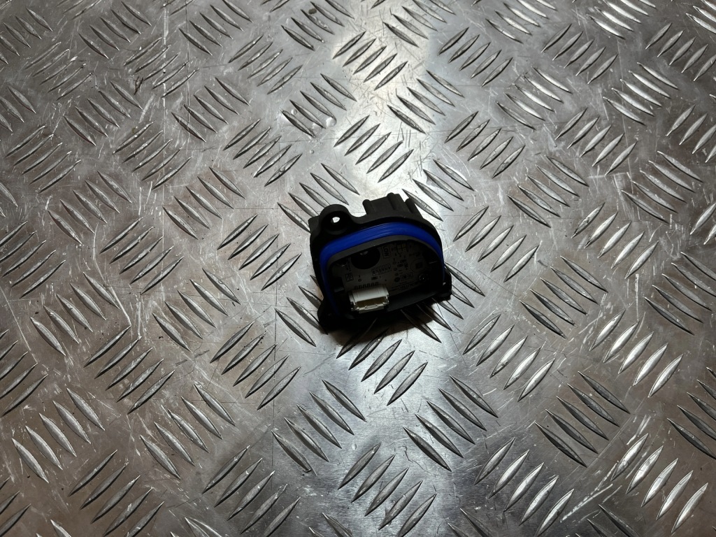 фото №1, Модуль преобразователь лампы правый перед renault arkana 20-