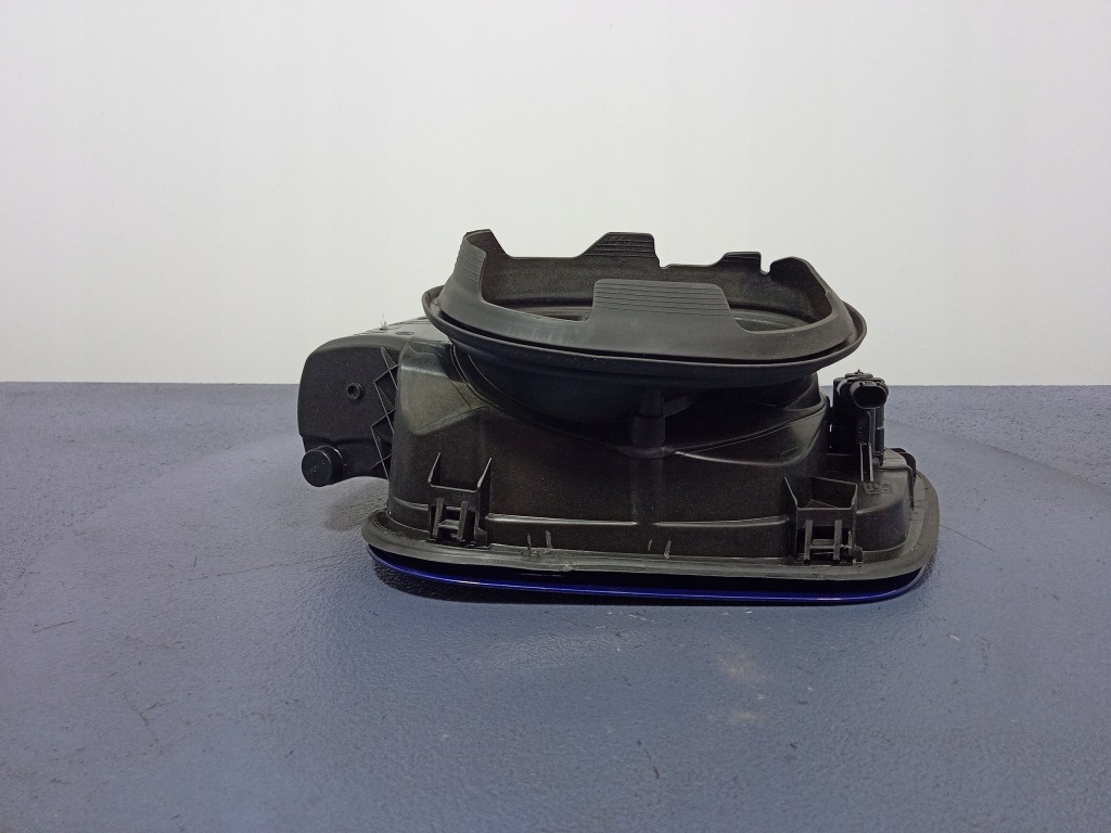 фото №5, Bmw 1 f40 крышка заливной топлива b51 san marino blau